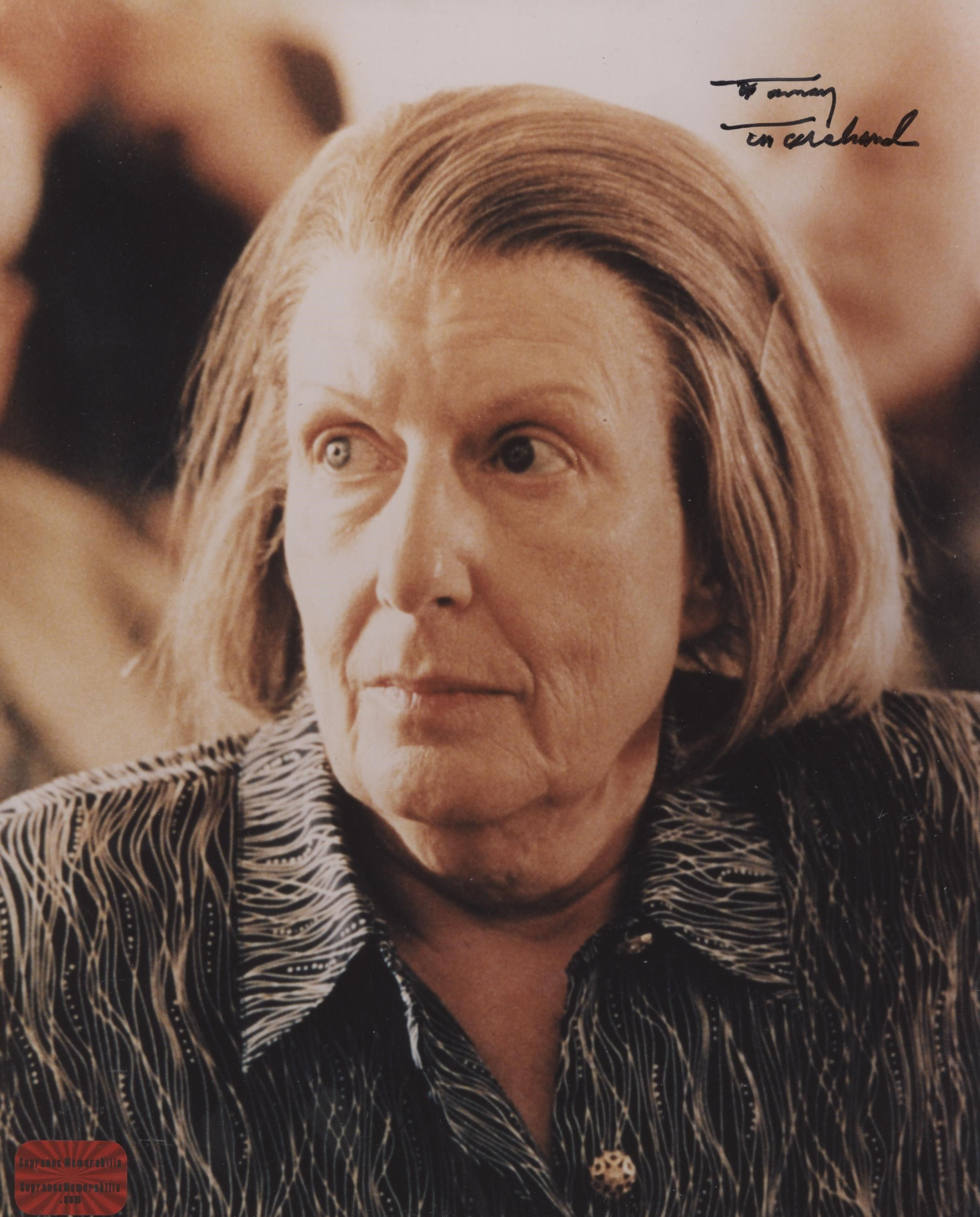 Nancy Marchand (Livia Soprano) signed 8x10 *RARE*