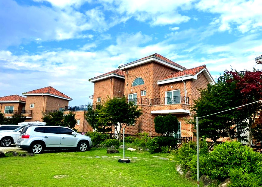 Screenshot 2025-03-19 at 11_edited.jpg