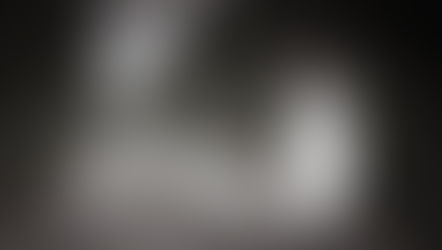 شَرْقٌ غَابَتْ شَمْسُهُ
