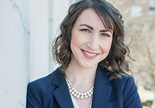 Lovelee Photography Portrait Session - Headshot in Downtown Columbus