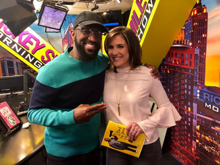 Rickey Smiley chats with Lynn Smith on HLN Weekend Express on behalf of his debut memoir "Stand