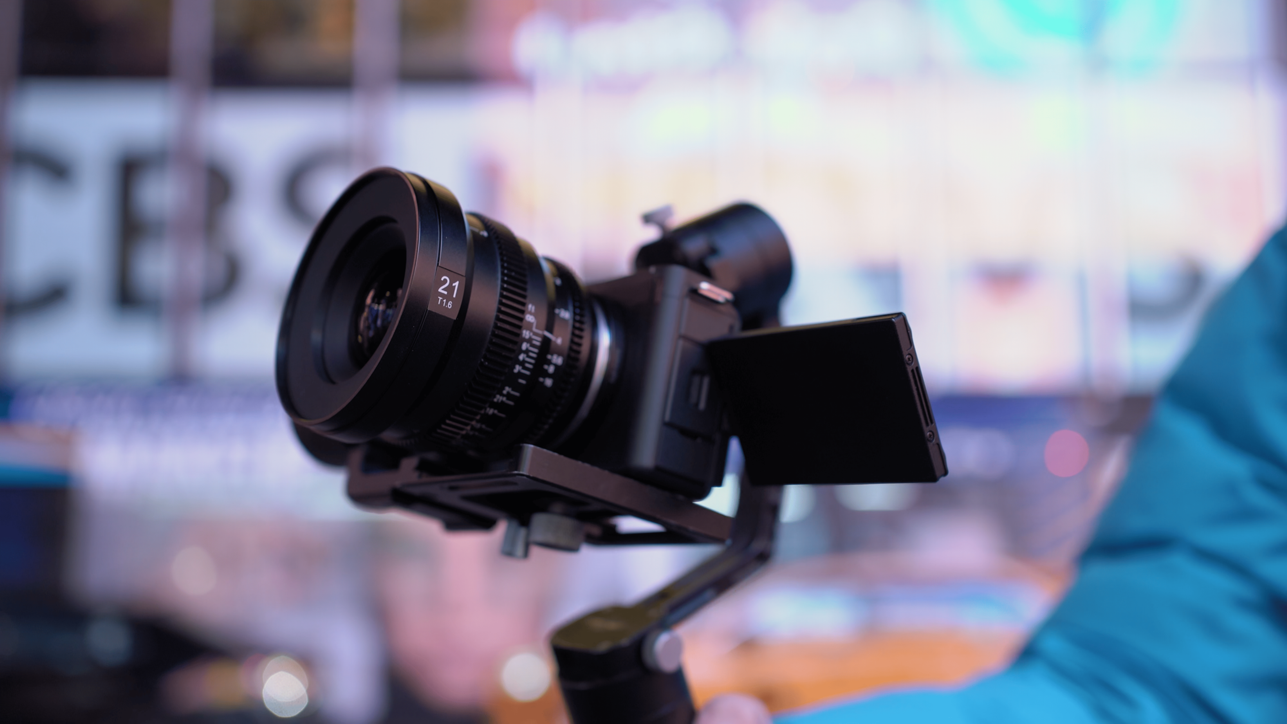 MicroPrime CINE 21mm T1.6 | SLR Magic