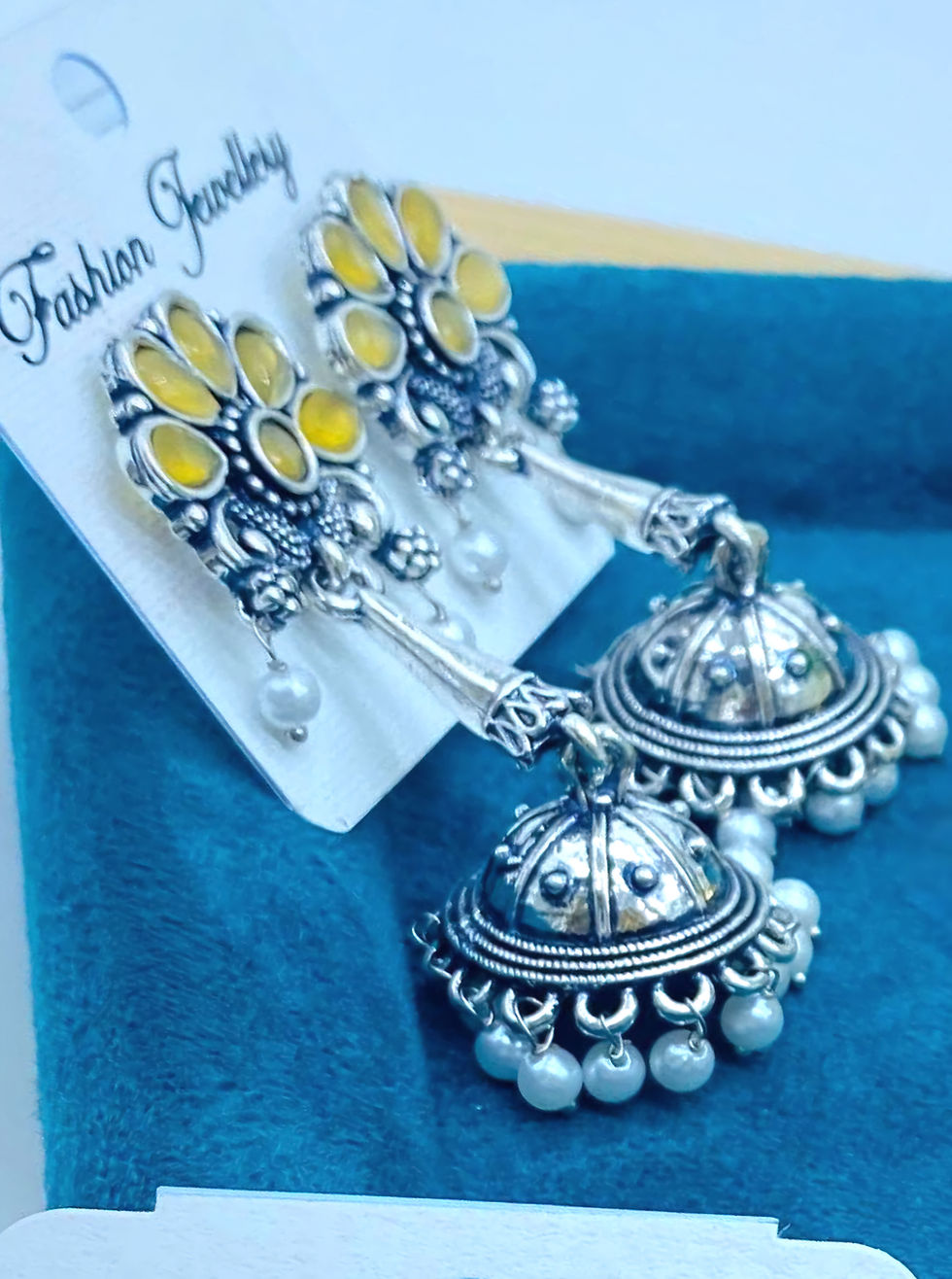 Pair of silver earrings with yellow details and pearls, Fashion Jewellery, Bridal Jewellery