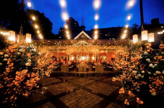 TAVERN ON THE GREEN