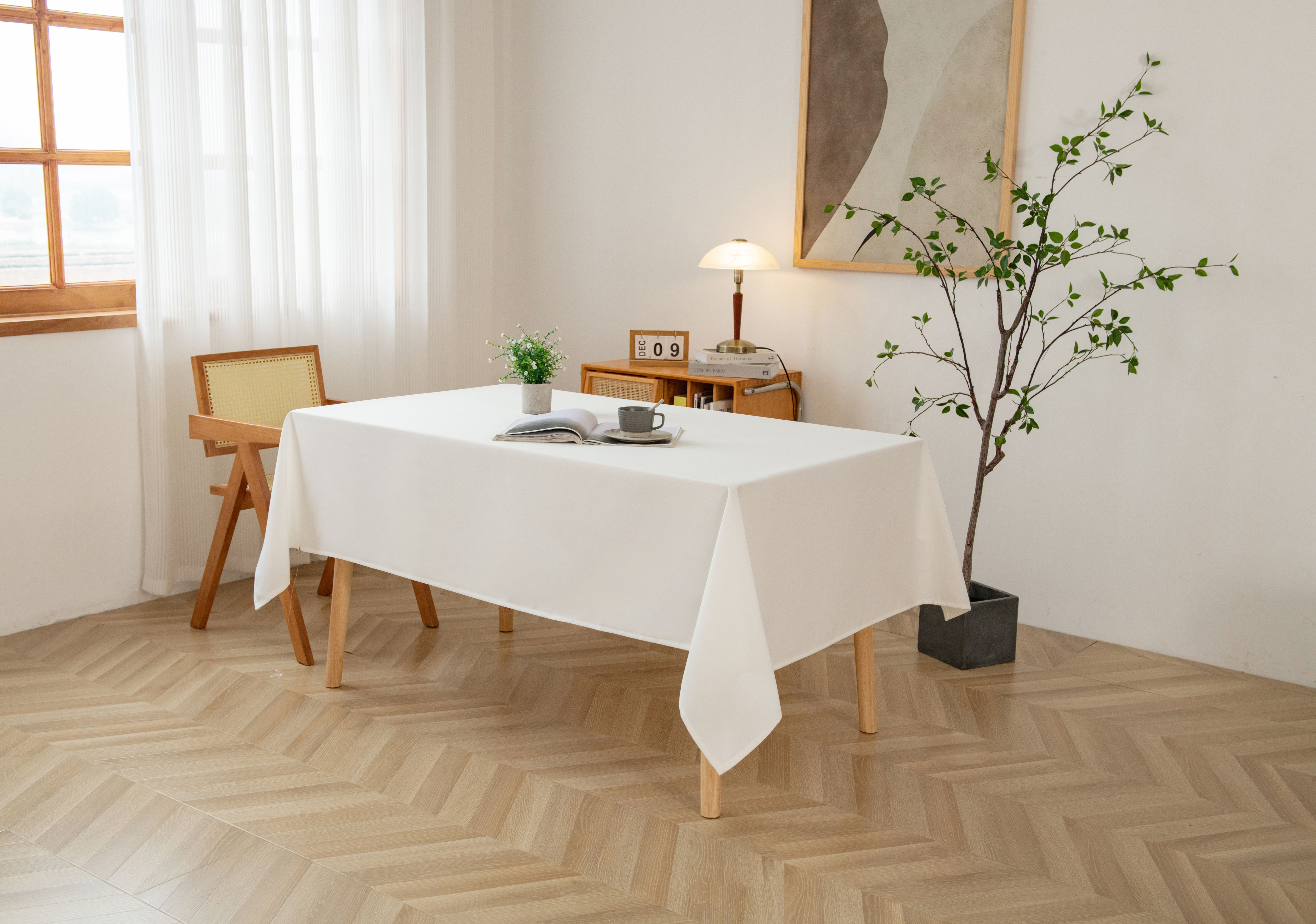 Oxford Tablecloth (White)