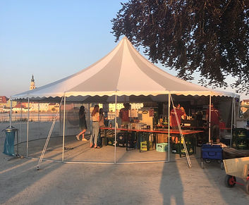 Verleih Zirkuszelt offen Zauberberg Passau.jpg