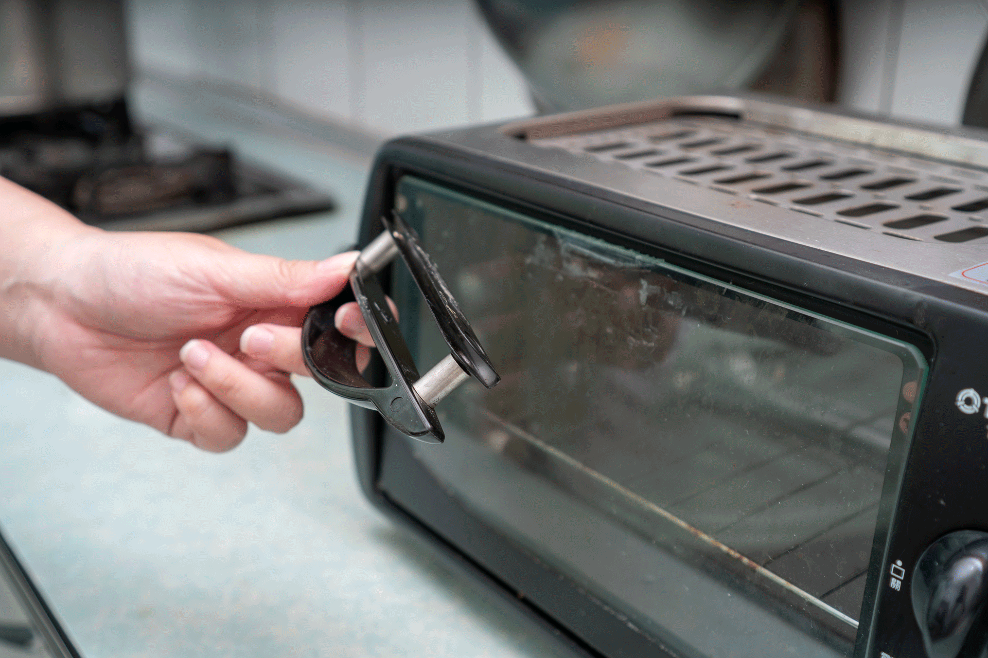 fix oven handle with glue