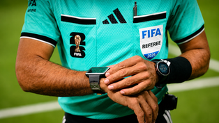 Os relógios do videoárbitro: a tecnologia de arbitragem levada ao pulso