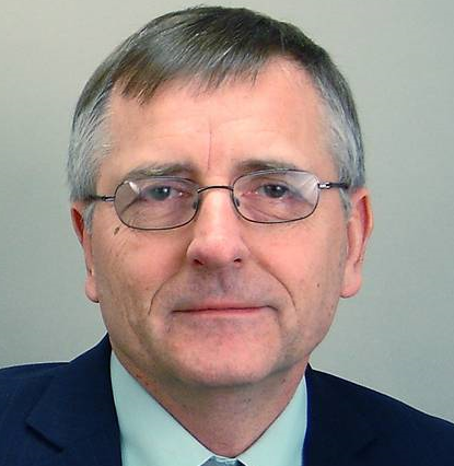 Mr Dinsdale reportedly 'didn't hold back' on how much of a job Mr Drummond had taken on !