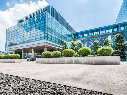 Residential vs Commercial Property: Which Offers Better Returns?