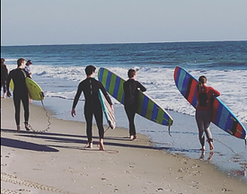 SURFERS.png