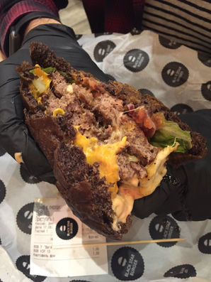 Очередью в BlackStar burger нас не обманешь