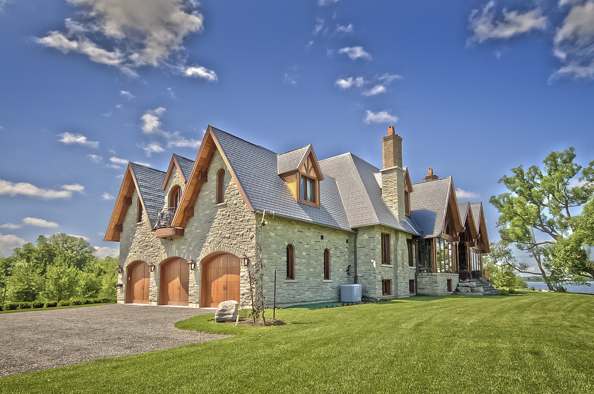 Lake Simcoe House Lapointe Architects
