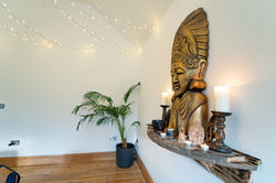 Ecopsia-Womens-Retreats-yoga-sister-circle-studio-6