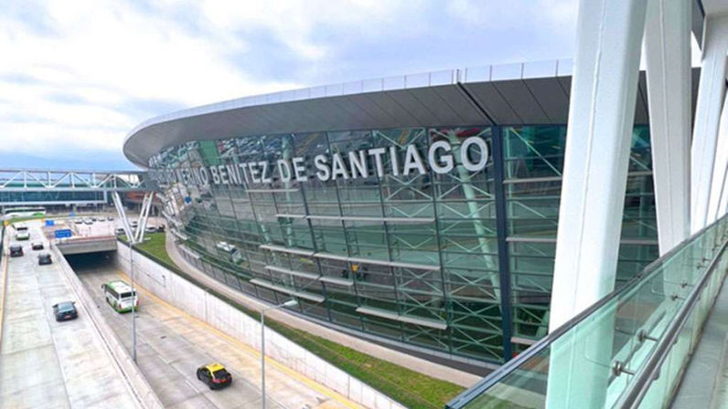 El Aeropuerto de Santiago alcanza cifras históricas de pasajeros en el primer semestre de 2025