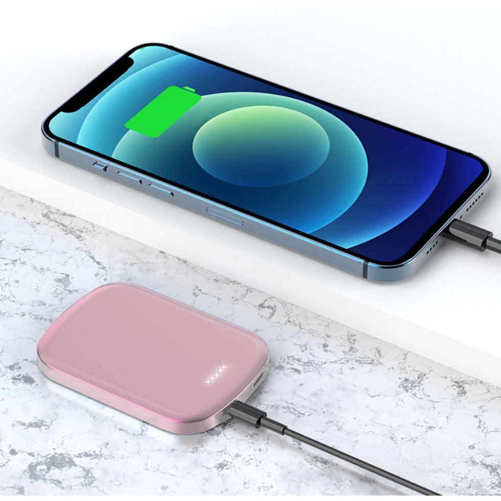 Thumbnail: Chargomate Magnetic Portable Wireless Charger And Power Bank For Apple And Andro