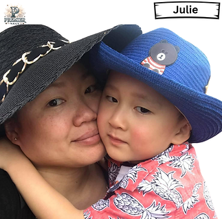 julie-premier-nails-nail-salon-downtown-chicago.png