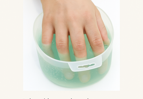 Soaking gel removal process at Premier Nails – gentle removal of acrylic, dip, Gel-X, or hard gel to protect natural nails in downtown Chicago.