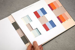 FLC-ADAGP-LCS - FARBTASTATUR, ATMOSPHÄRE - SAND II, BRILLE, 1931.jpg