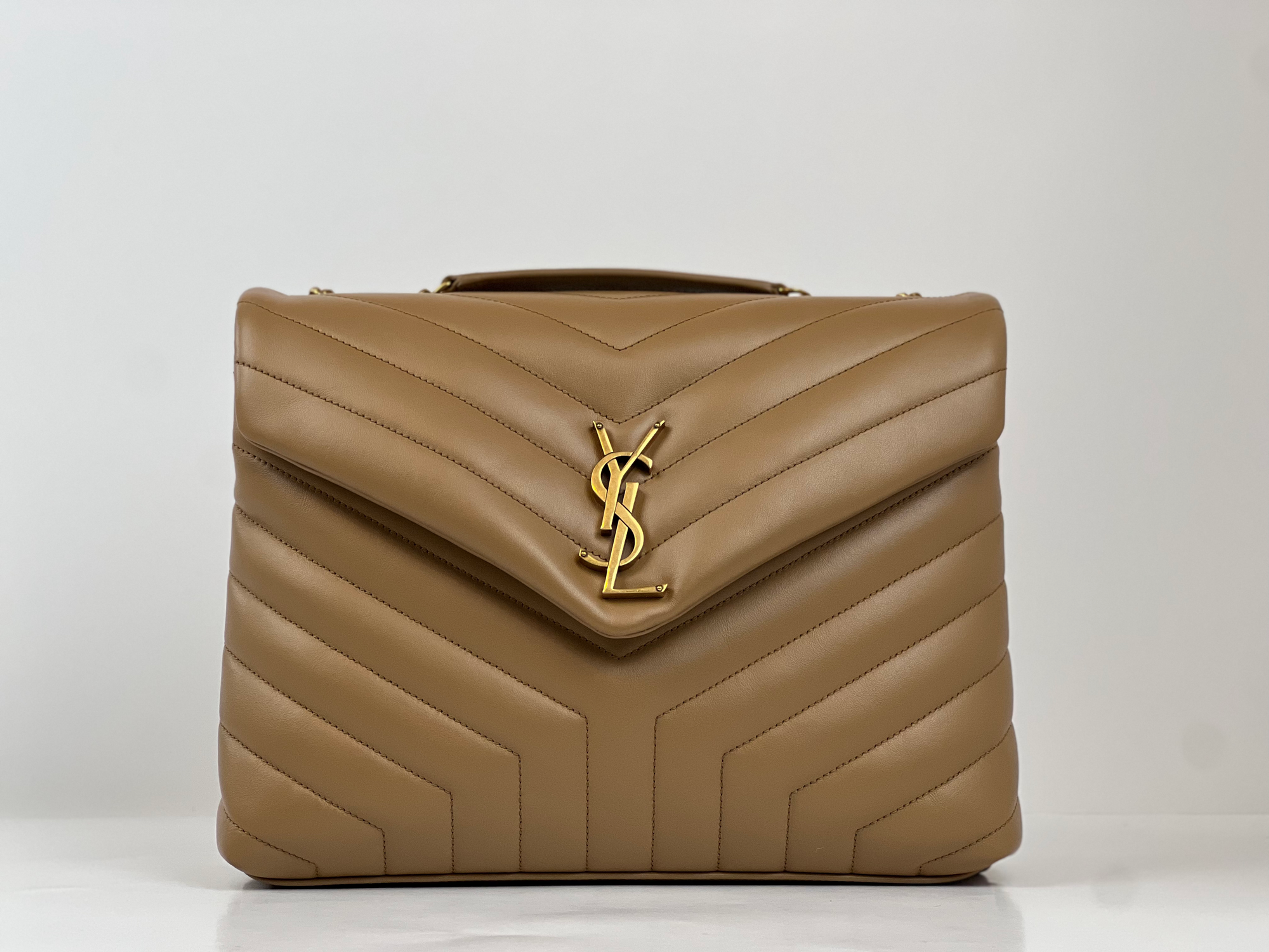 Saint Laurent LouLou Medium in Quilted Leather