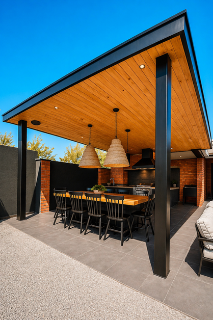 Terraza de fierro y madera con iluminación en Las Condes | Construcciones Domínguez
