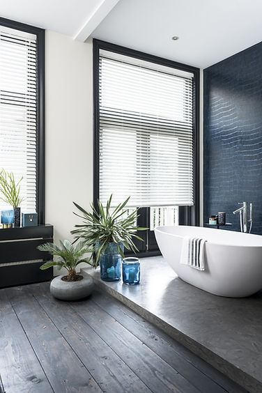 Venetian Blinds_16797_composite_35mm_01.jpg