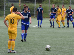 Erste macht die Hausaufgaben