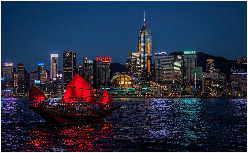Towards Wan Chai by Howard Sheard