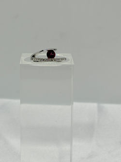 WG Ruby ring
