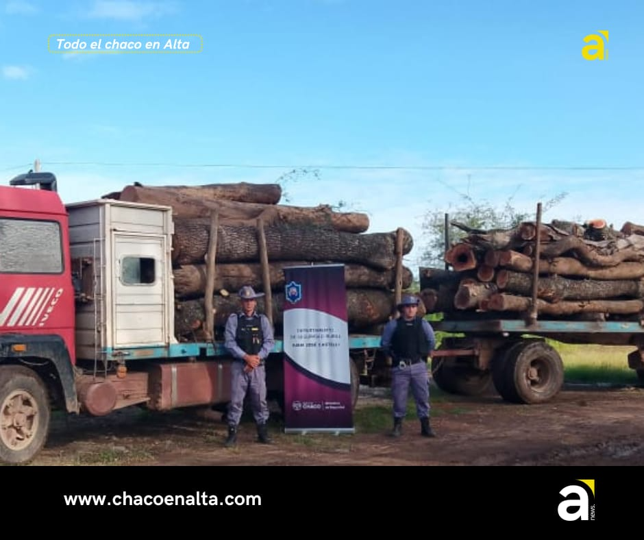 J. J. Castelli : agentes detectaron un camión con 25 toneladas de rollos de quebracho colorado de forma ilegal