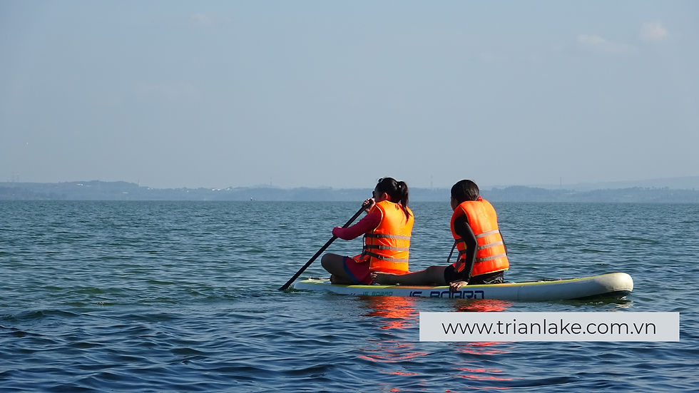 Chèo SUP trên hồ Trị An, Đồng Nai