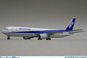 Boeing 767-300