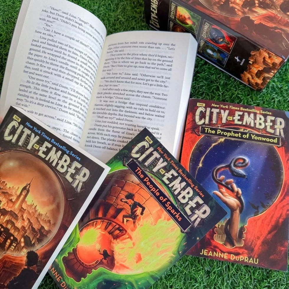 ภาพขนาดย่อ: การ์ตูนภาษาอังกฤษ The City of Ember Complete Boxed Set