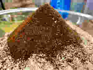 Dry ingredient mountain