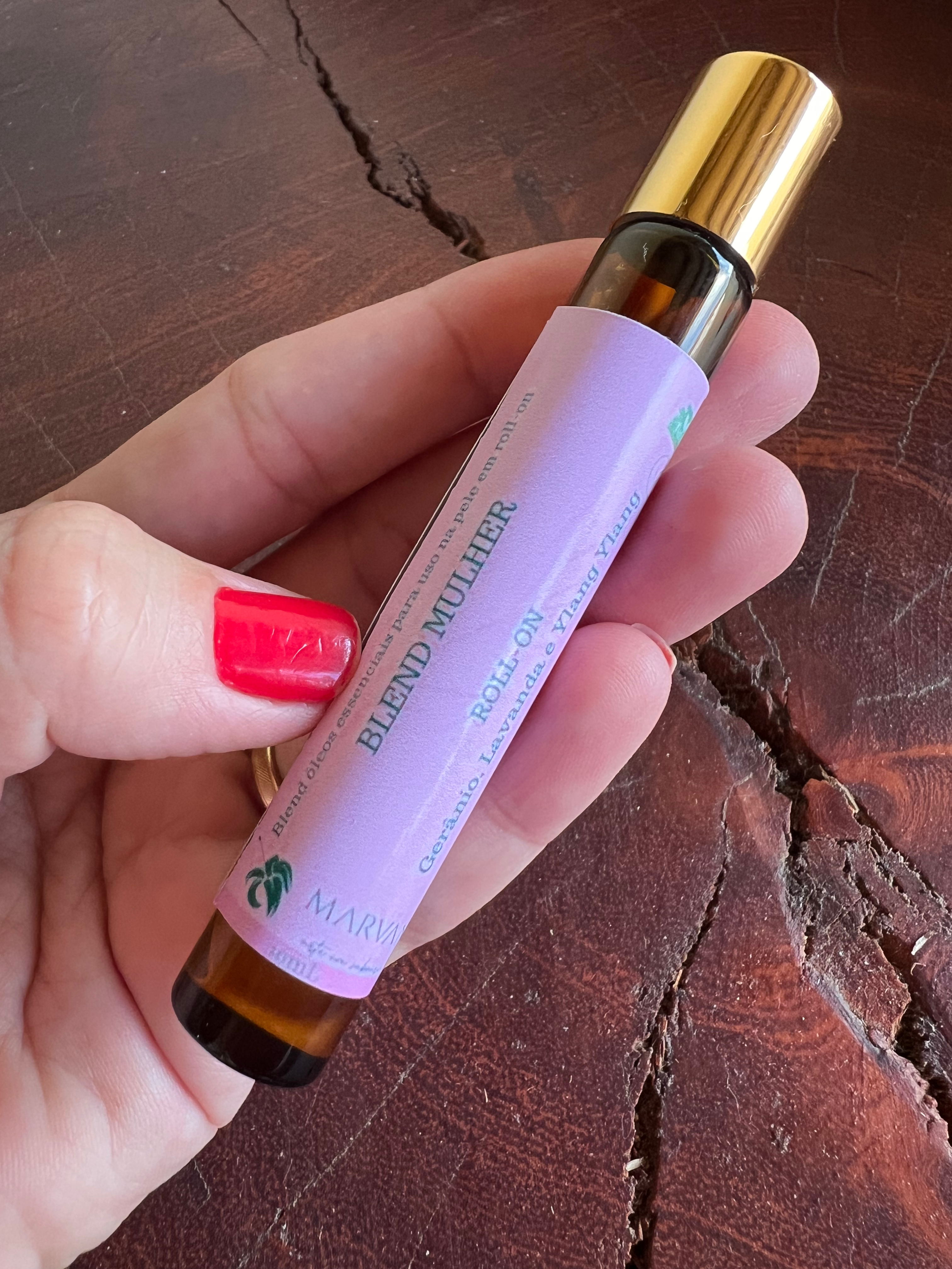 Blend Mulher - equilíbrio feminino (Gerânio, Lavanda e Ylang Ylang)