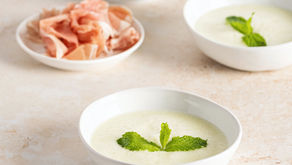 Sopa de meloa, maçã e hortelã