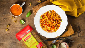 Coração pró-vida natura com molho de tomate caseiro