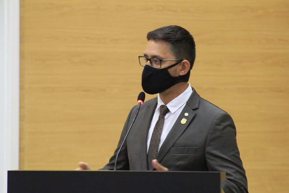 Deputado Anderson indica plano de segurança contra incêndio a Escolas Públicas de Guajará-Mirim