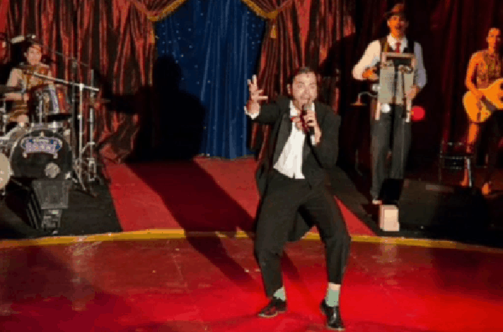 Cláudio show.gif