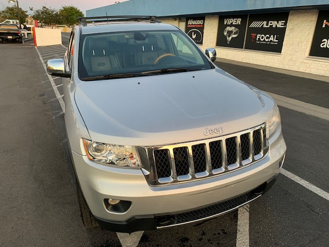 Thumbnail: 2011 Jeep Grand Cherokee