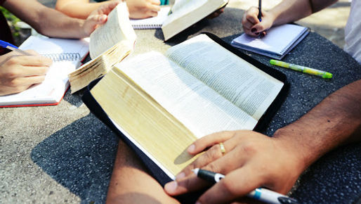 Leitura_da_bÃ­blia.jpg