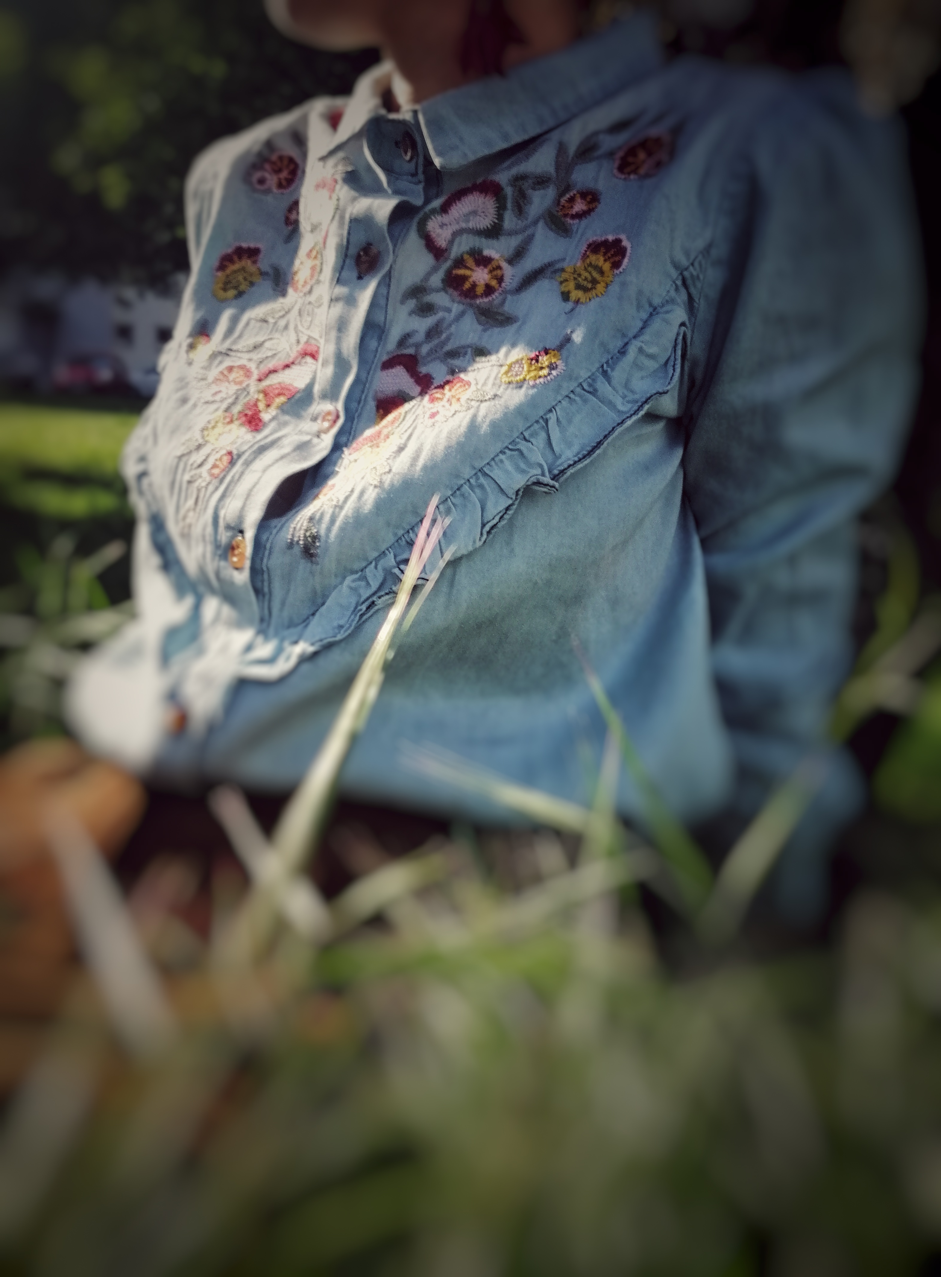 Chemise en jean brodée