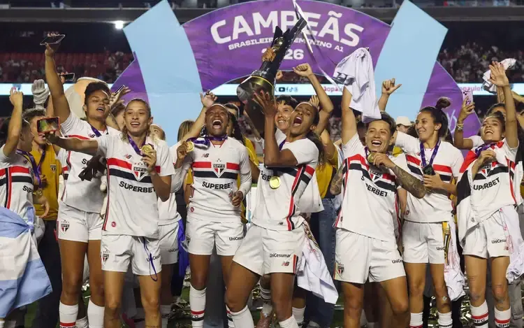 São Paulo fatura premiação milionária com título do Brasileirão Feminino