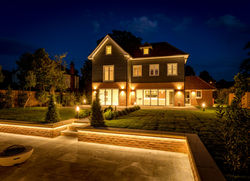 Avenue House Dusk LED