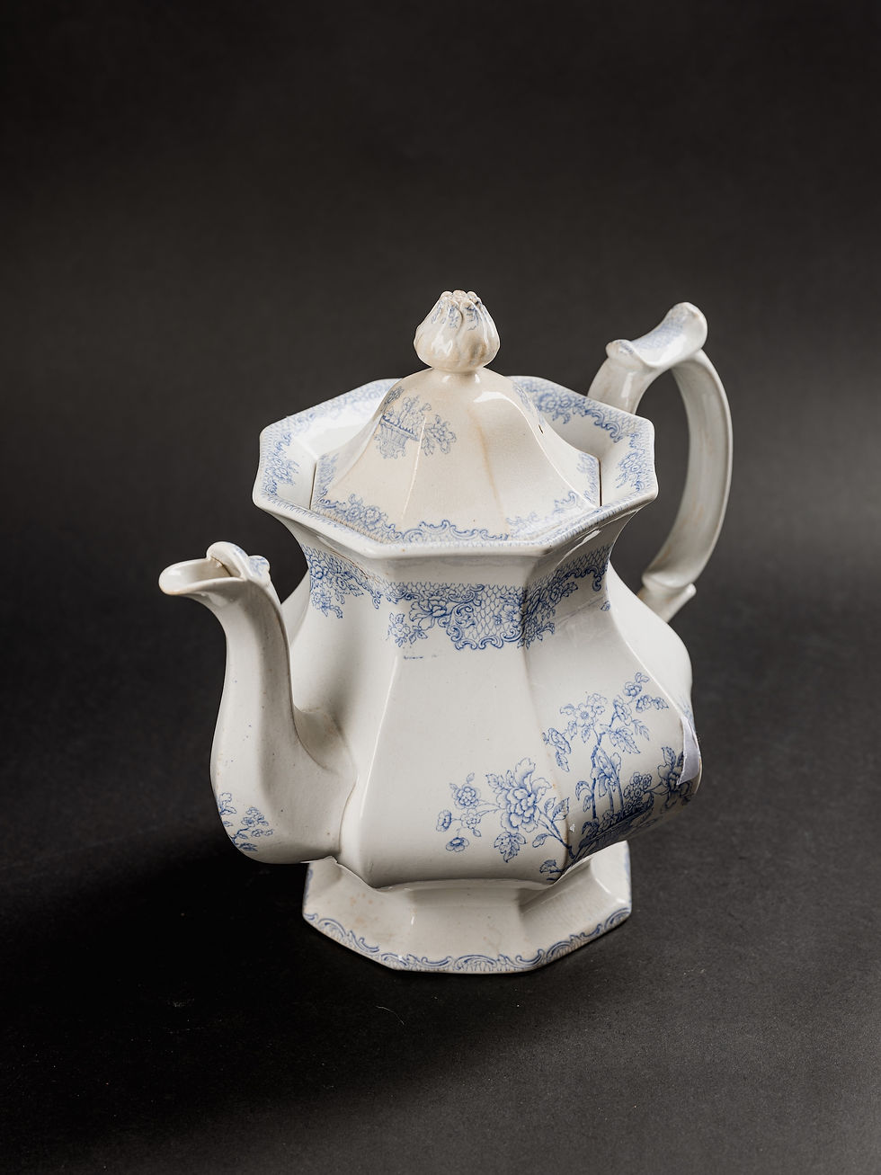 Thumbnail: Teapot