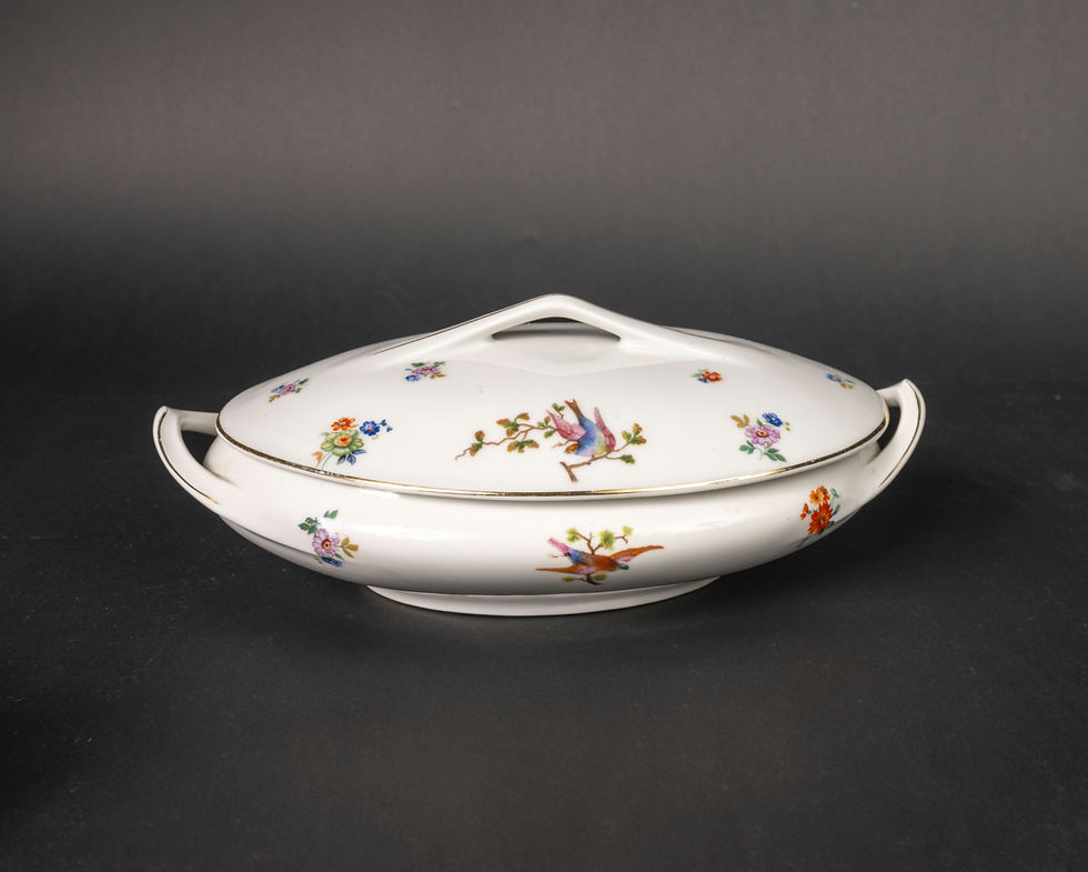Thumbnail: Tureens Set