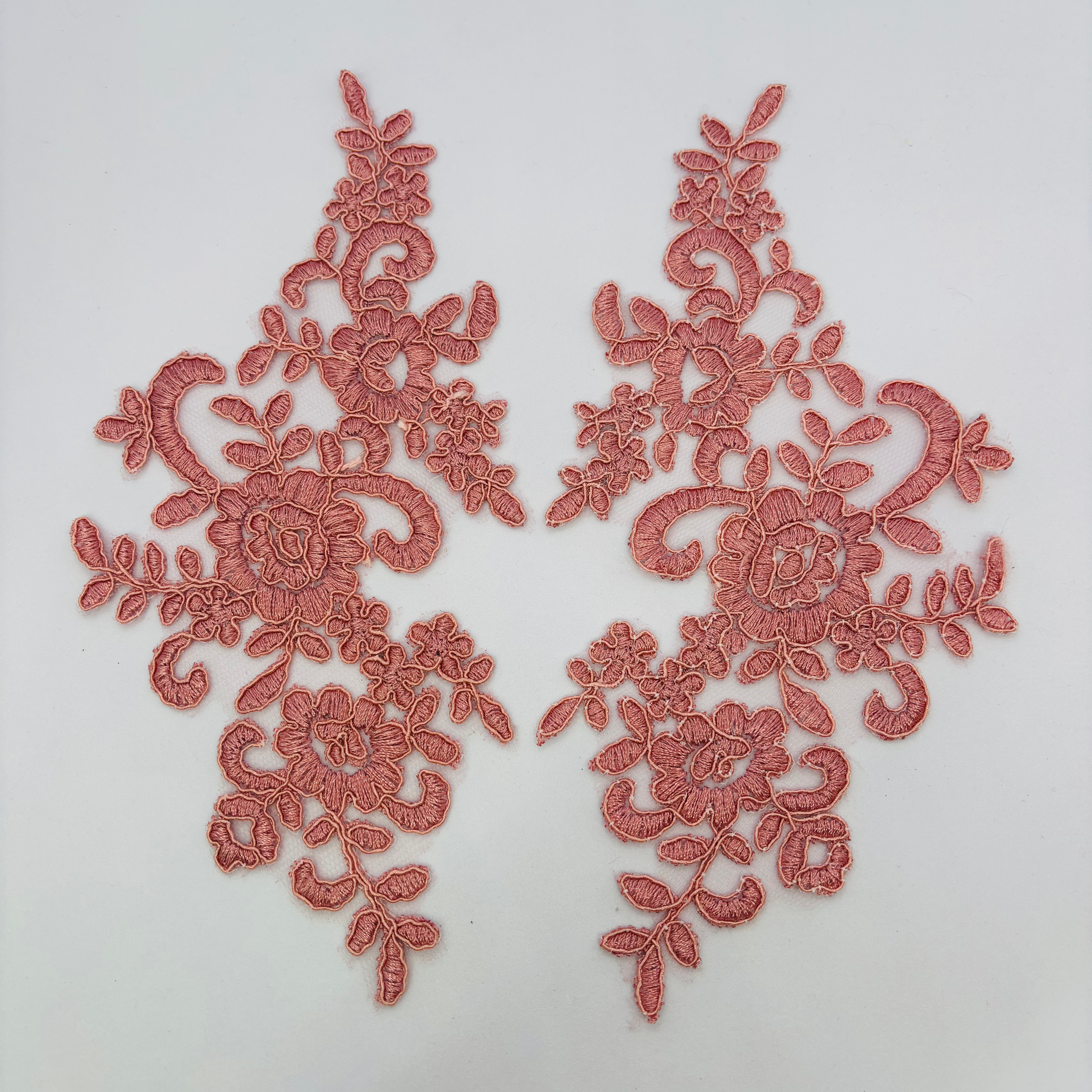 Leaf Scroll Appliqué Pair - Blush Pink 