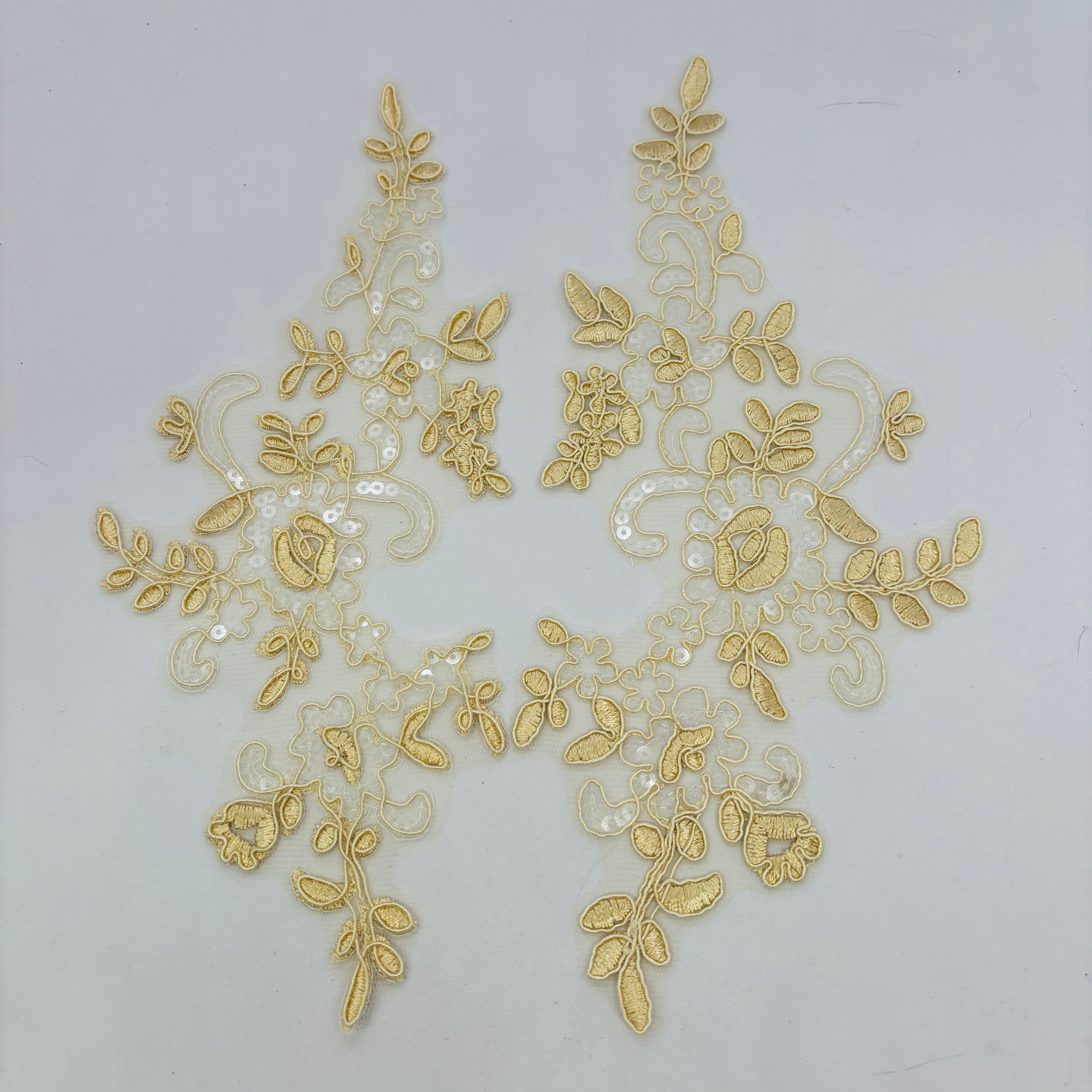 Sequinned Appliqué Pair - Champagne 