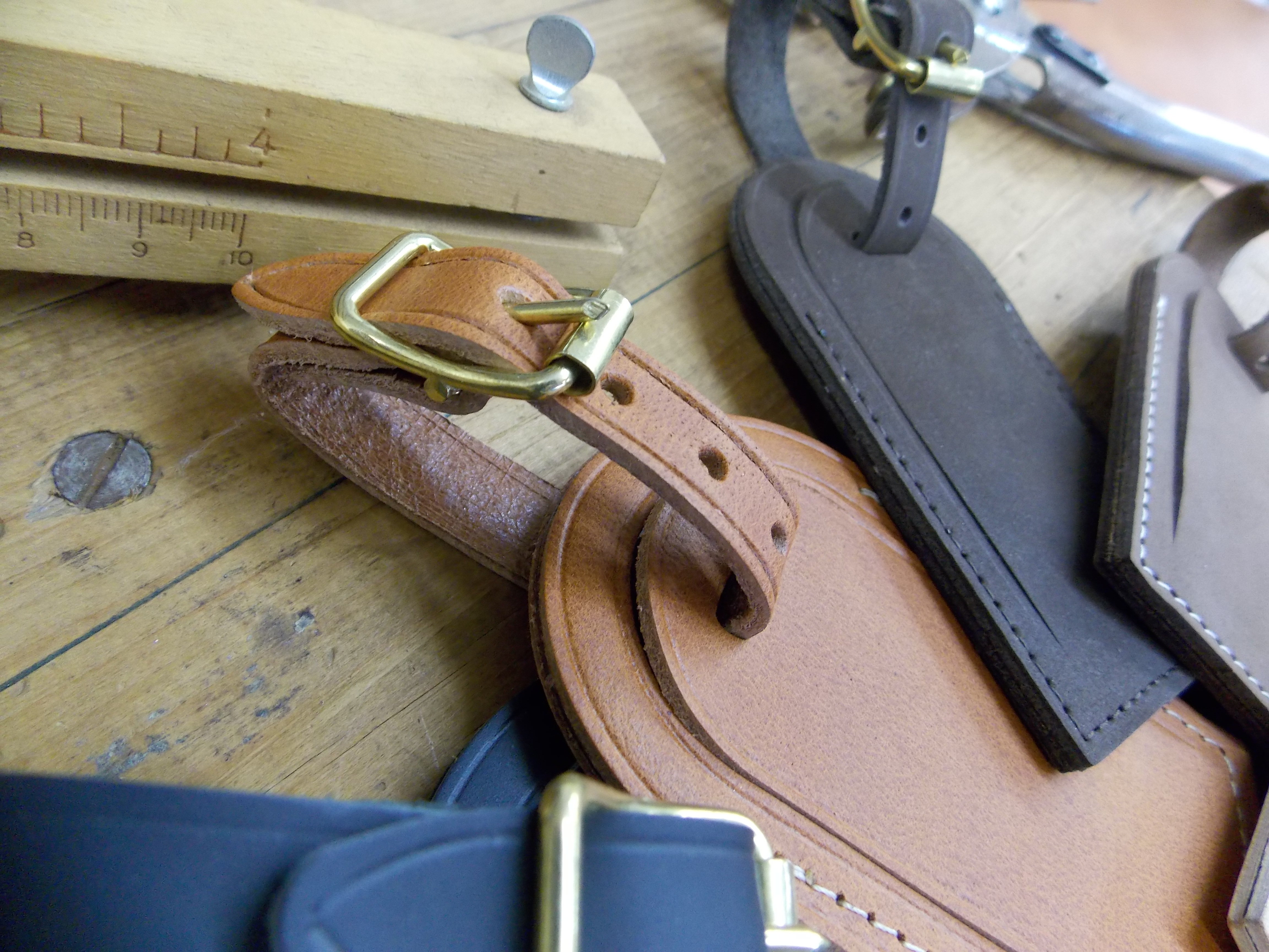 luggage tags the range