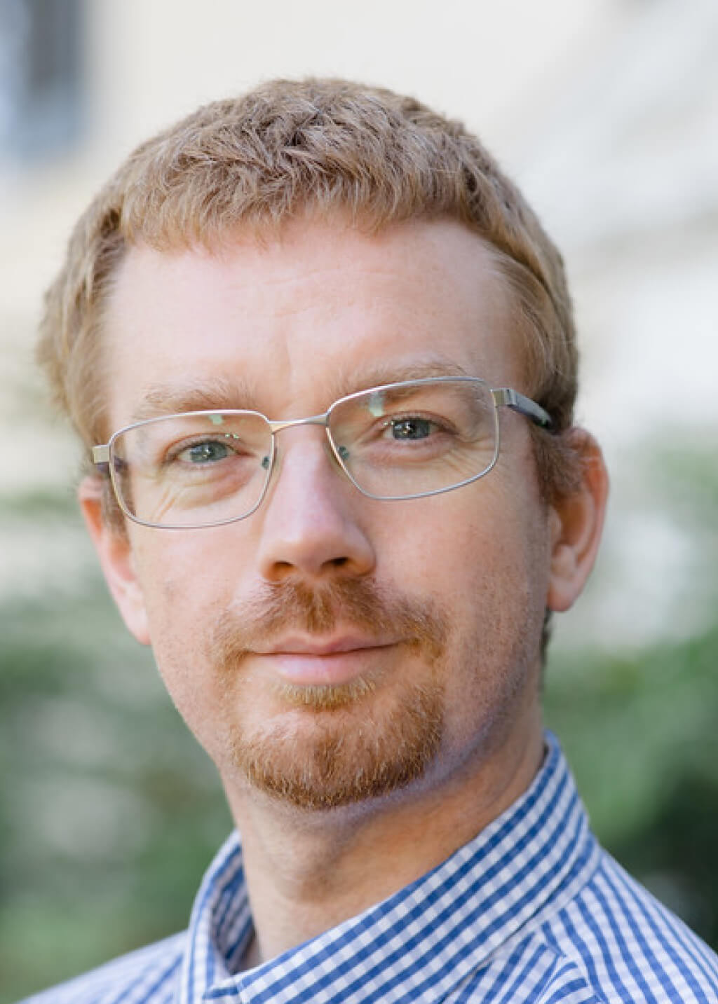 Writer: Dr. Peter Kirwan